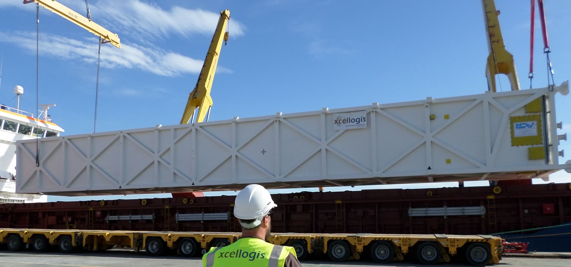 Movimentação de Cargas (165ton)
